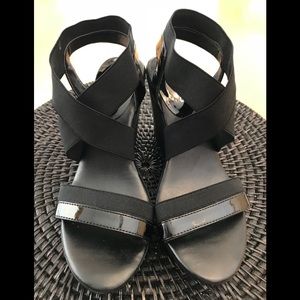 NEW CHARLES DAVID Black SZ8M WEDGES
